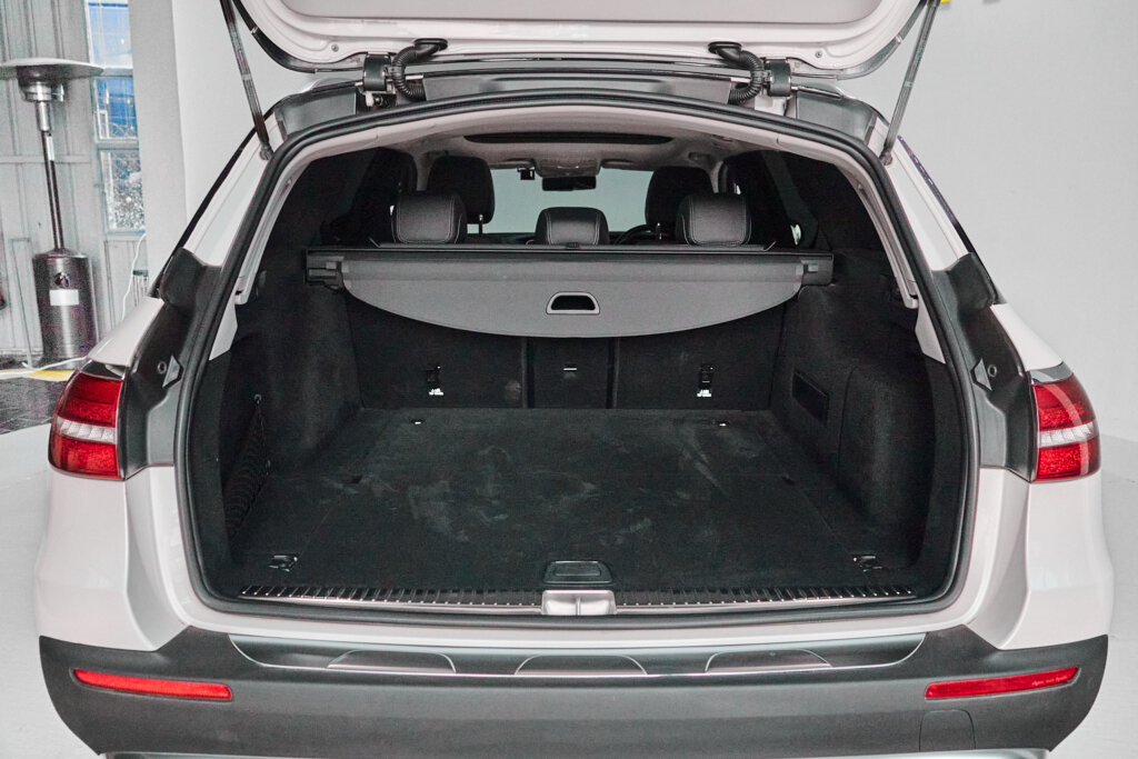 2017 Mercedes Benz E220 SB