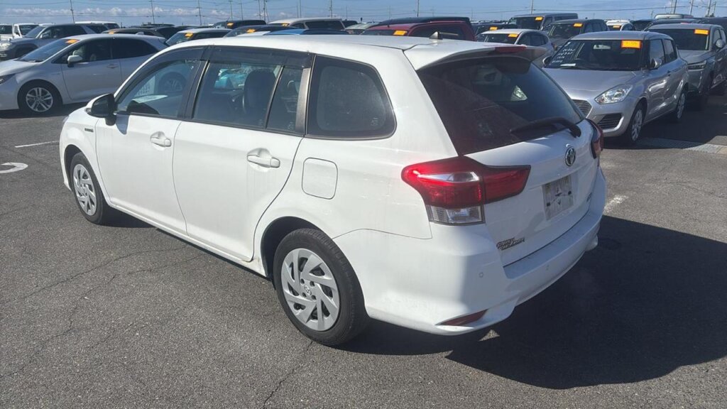 2019 Toyota Fielder Hybrid