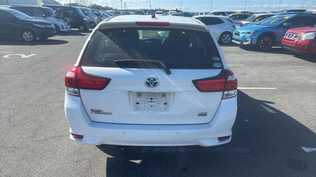 2019 Toyota Fielder Hybrid