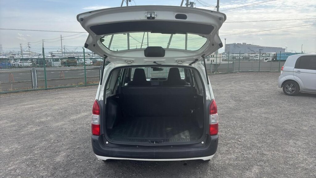 2019 Toyoya Succeed