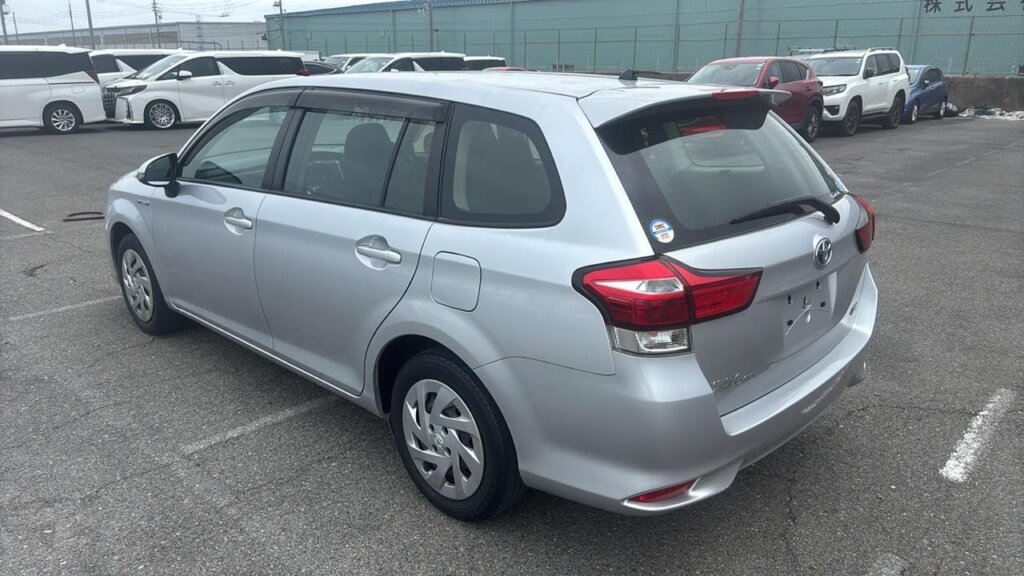 2019 Toyota Fielder Hybrid
