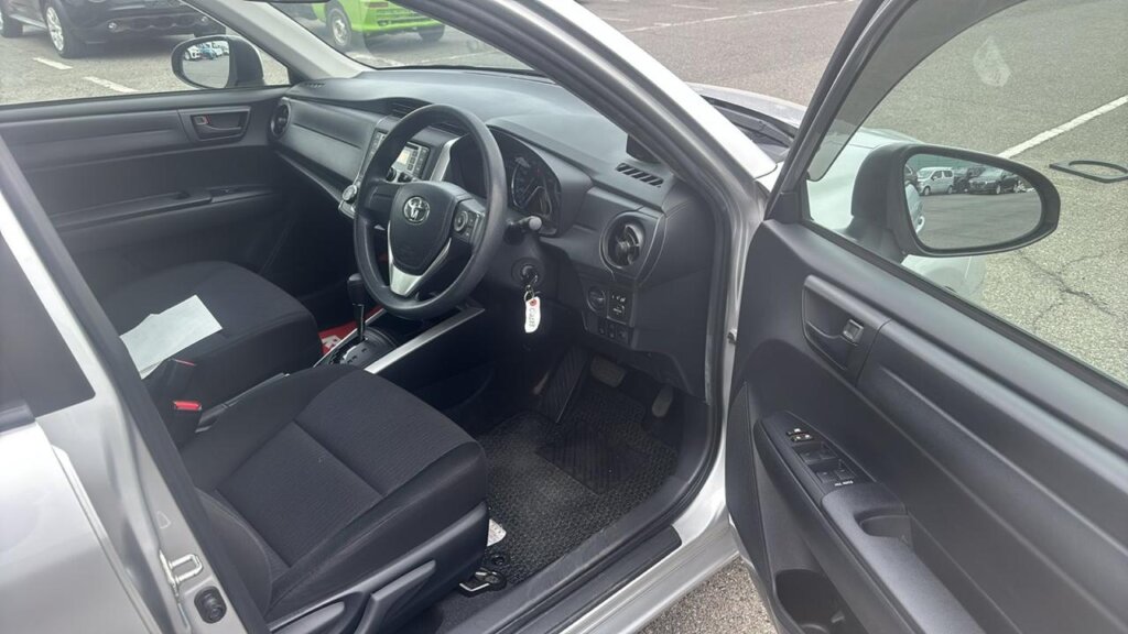 2019 Toyota Fielder Hybrid