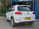 2015 Volkswagen Tiguan thumbnail