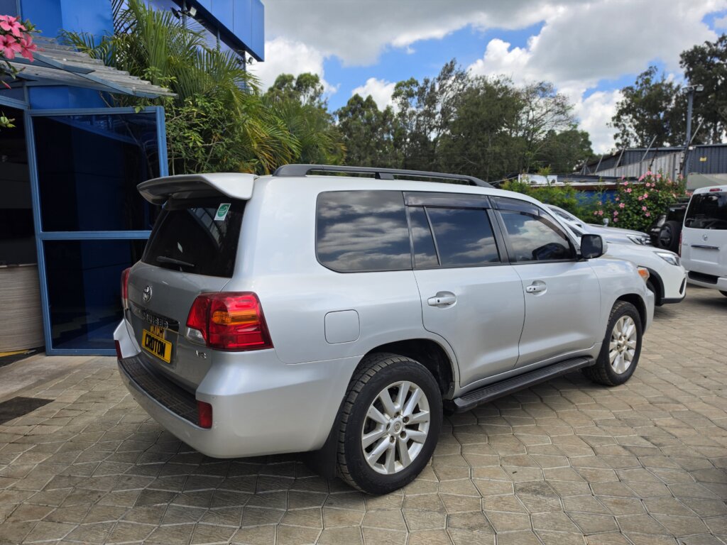 2012 Toyota Landcruiser 200’Series