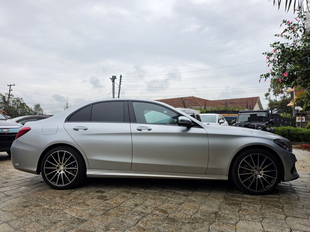 2017 Mercedes Benz C250