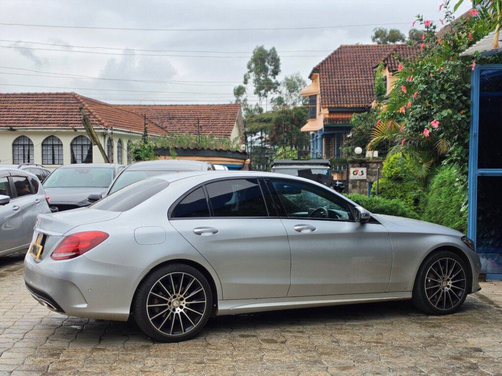 2017 Mercedes Benz C250