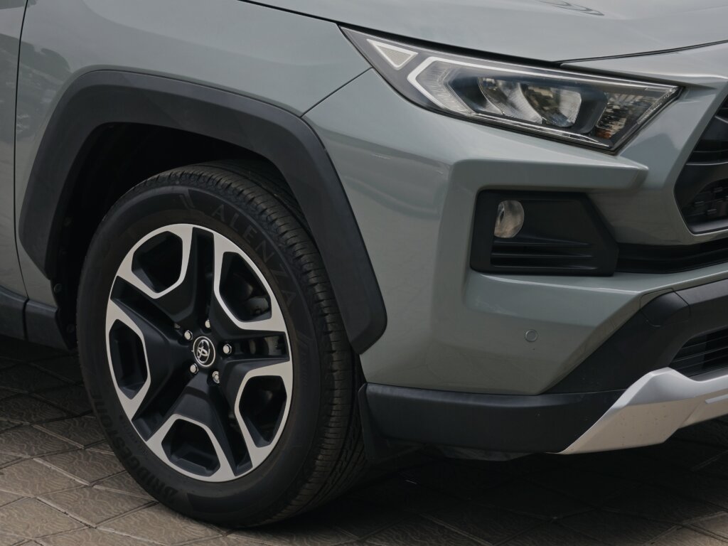 2019 Toyota Rav-4 Adventure