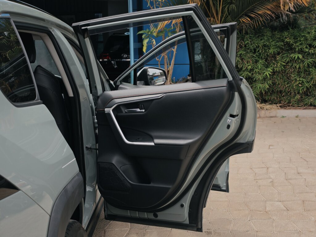 2019 Toyota Rav-4 Adventure