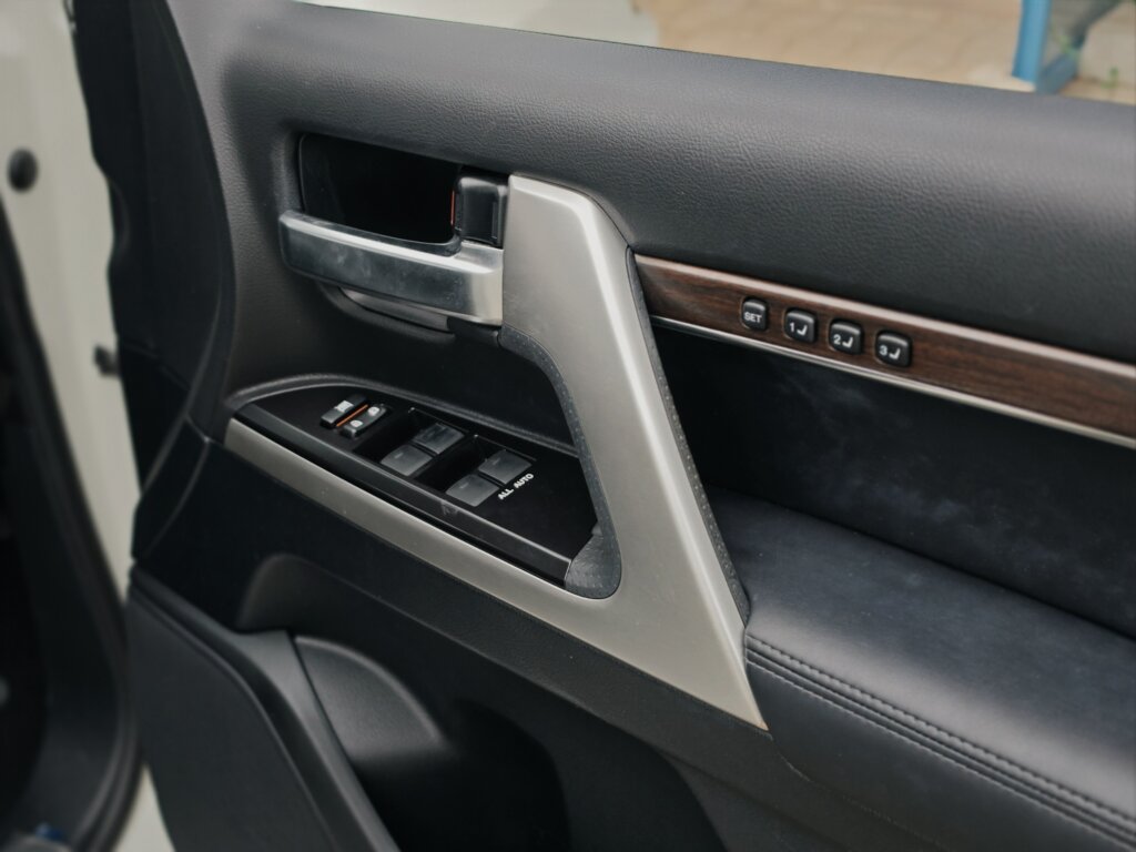 2019 Toyota LandCruiser V8 ZX