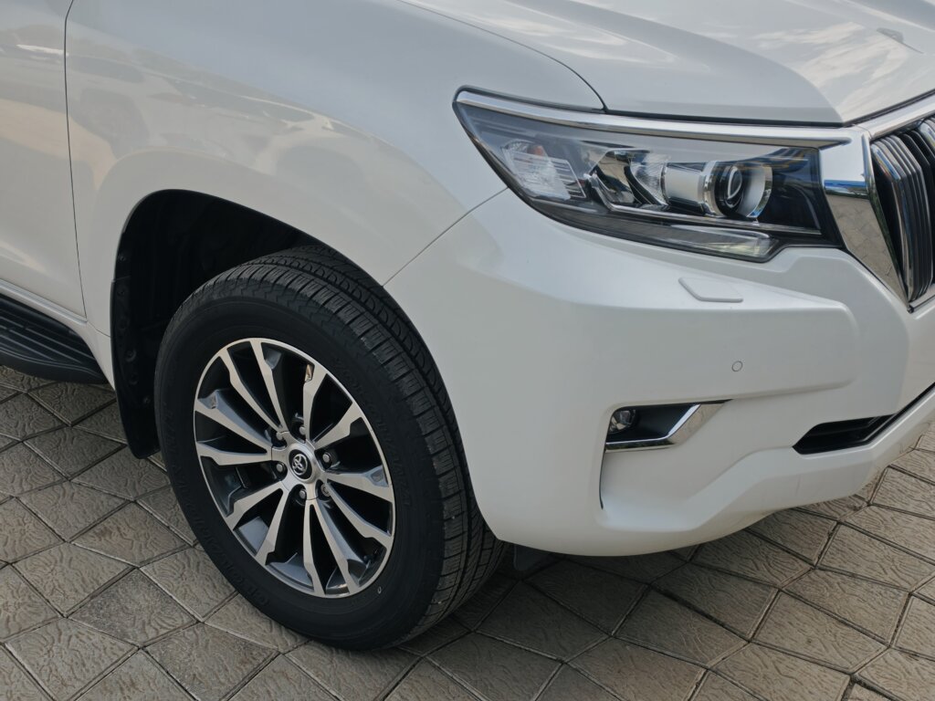 2020 Toyota Land Cruiser Prado TX
