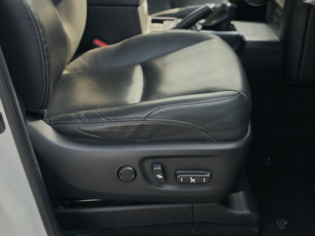 2020 Toyota Land Cruiser Prado TX