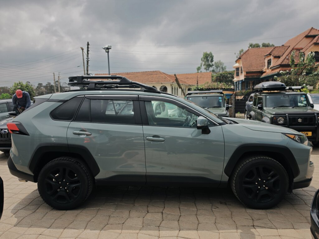 2020 Toyota RAV-4 Adventure