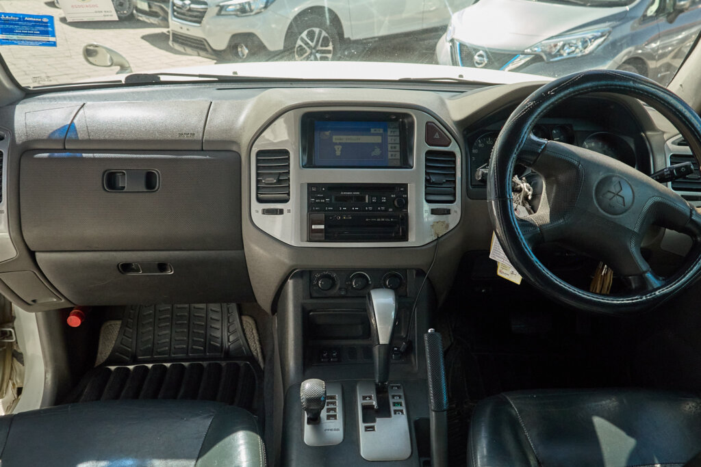 2010 Mitsubishi Pajero