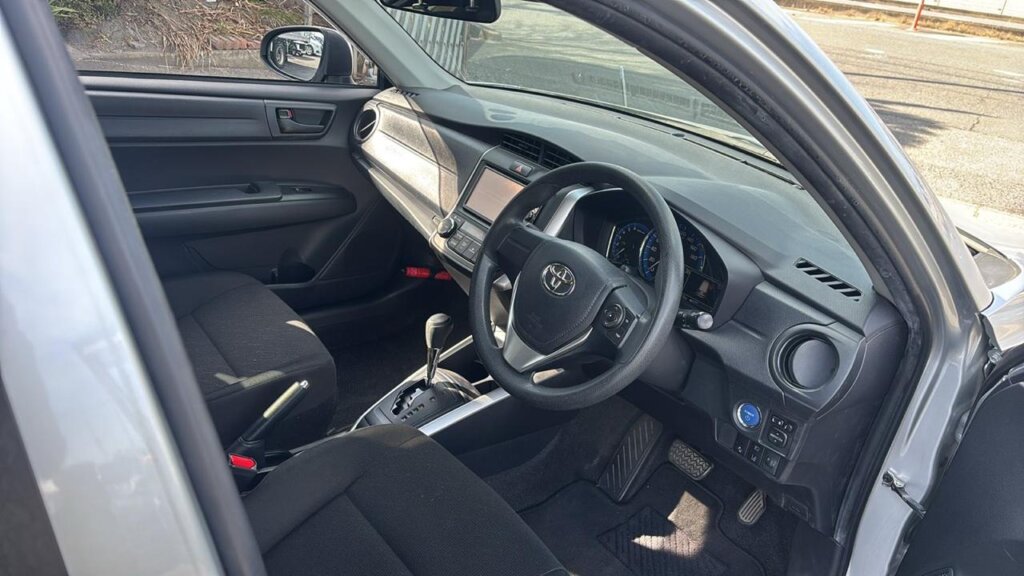 2019 Toyota Fielder Hybrid