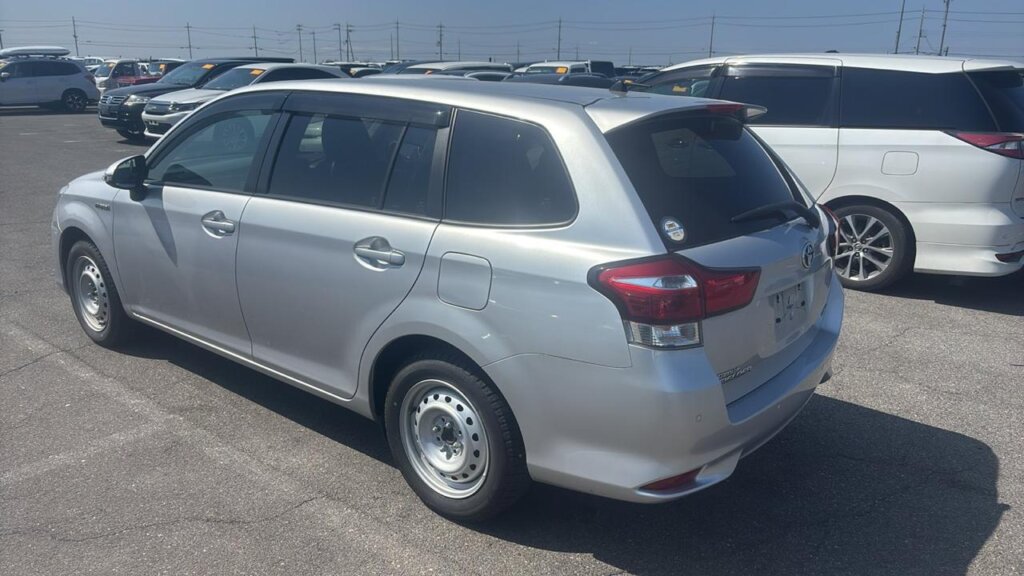 2019 Toyota Fielder hybrid