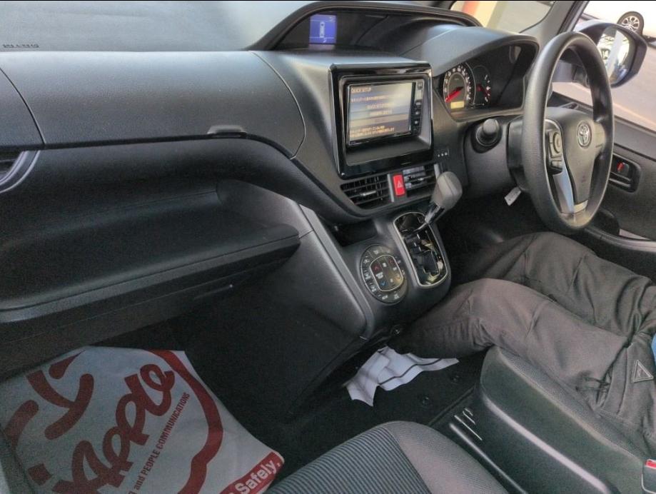 2019 Toyota Voxy