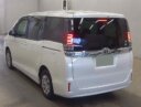 2019 Toyota Voxy thumbnail