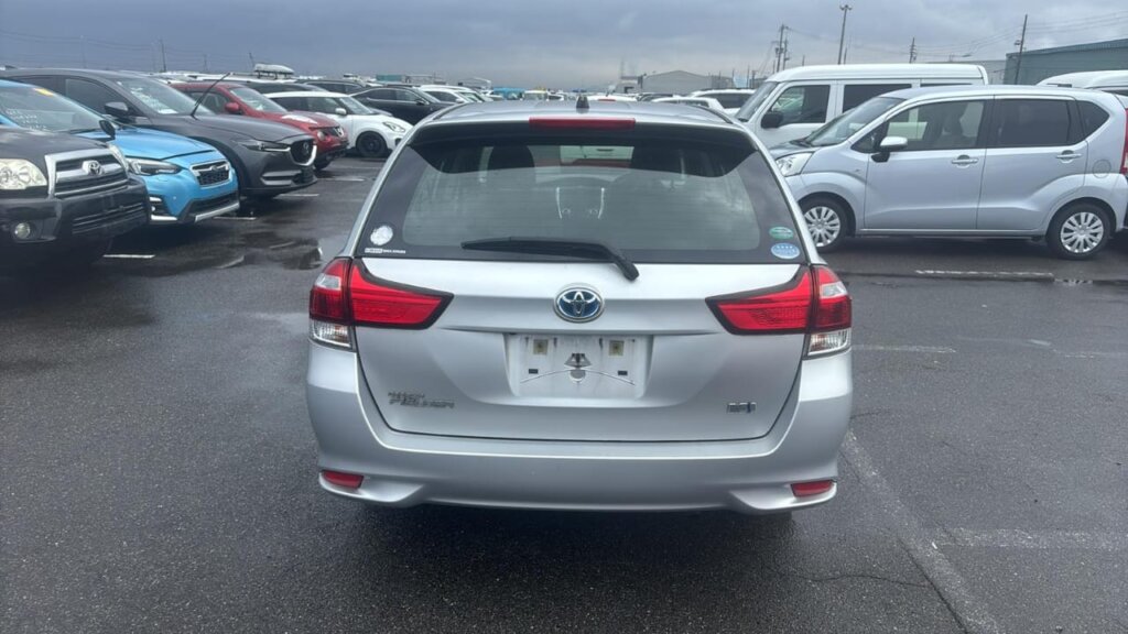 2019 Toyota Fielder Hybrid