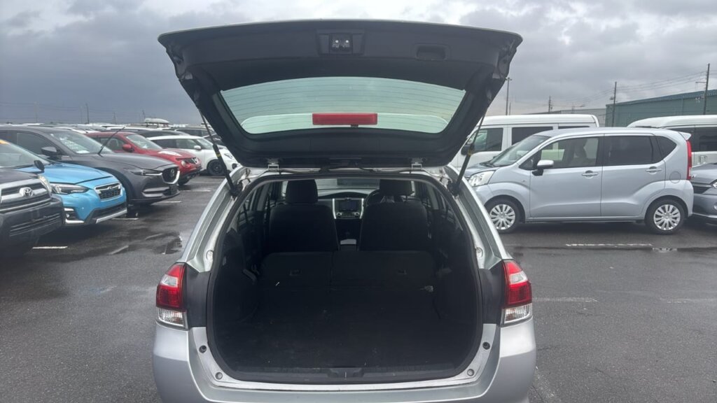 2019 Toyota Fielder Hybrid