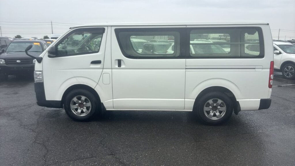 2019 Toyota Hiace