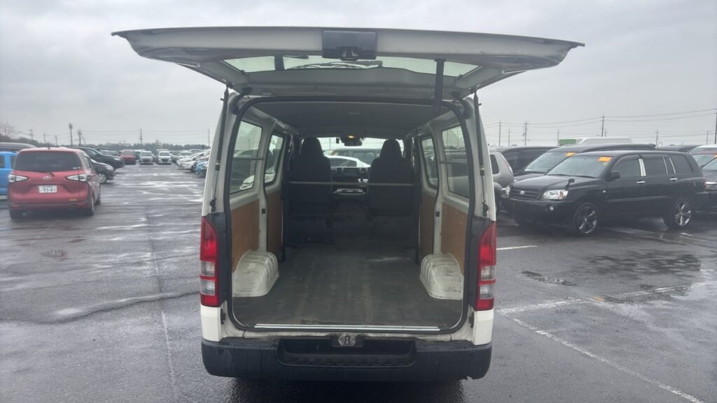 2019 Toyota Hiace