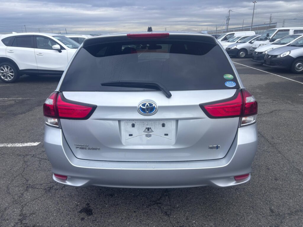 2019 Toyota Fielder Hybrid