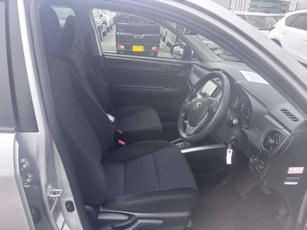 2019 Toyota Fielder Hybrid