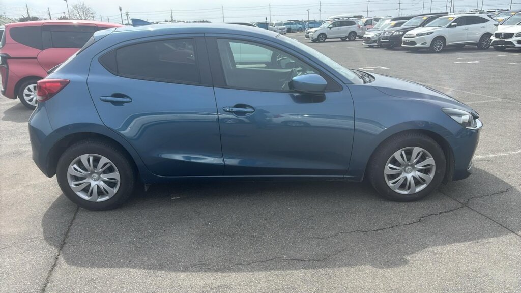 2019 Mazda 2