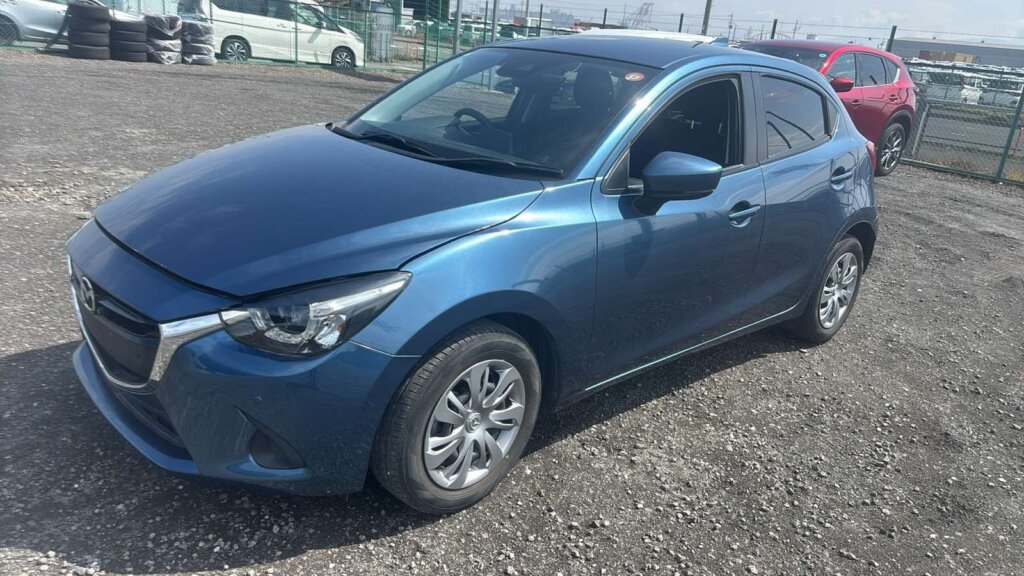 2019 Mazda Demio