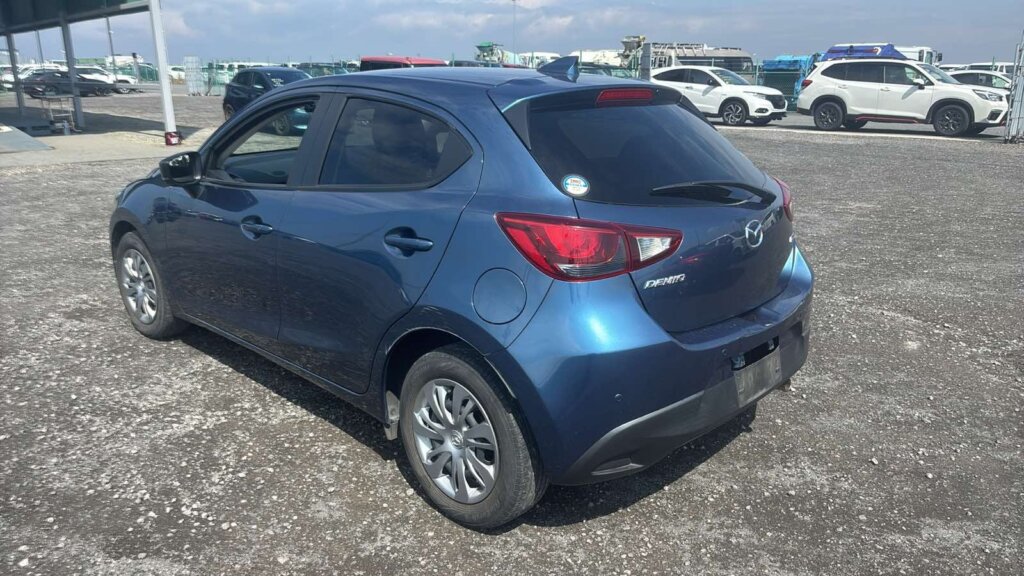 2019 Mazda Demio