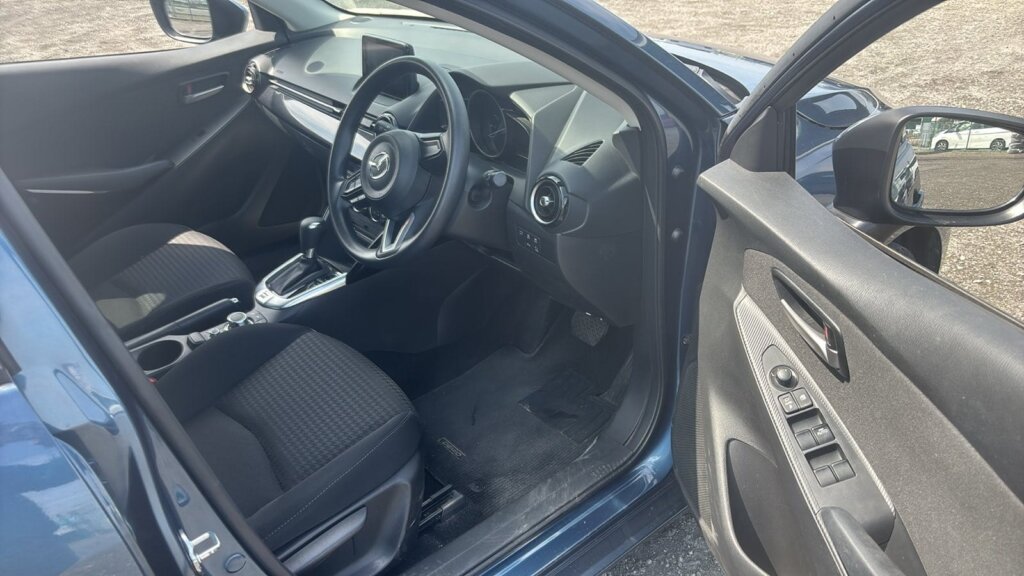 2019 Mazda Demio