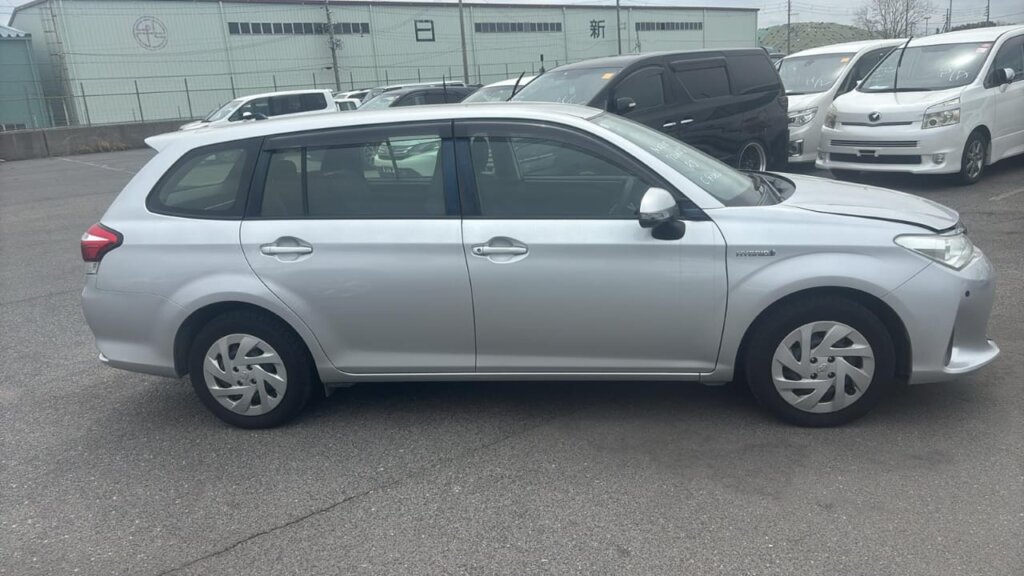 2019 Toyota Fielder Hybrid