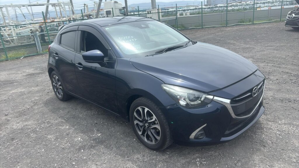 2019 Mazda Demio