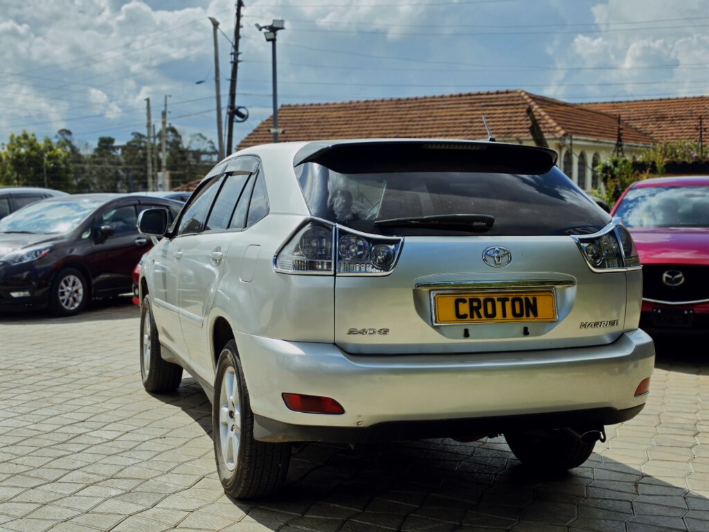 2006 Toyota Harrier