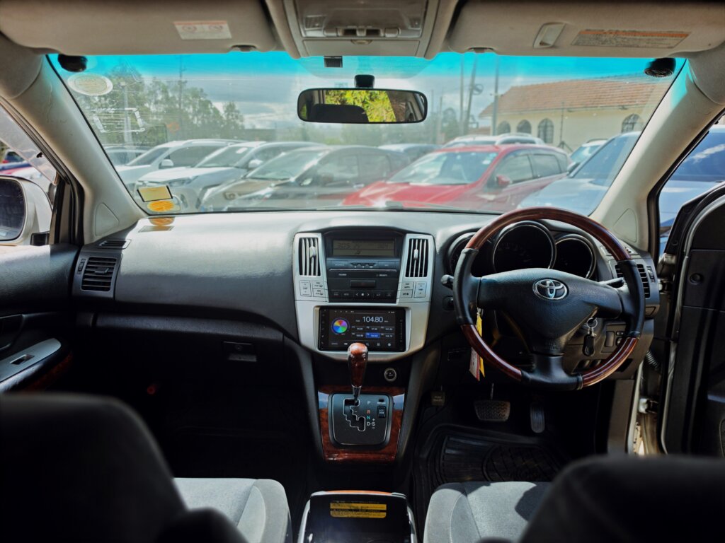 2006 Toyota Harrier
