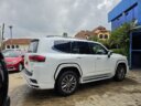 2023 Toyota Landcruiser 300 Series ZX thumbnail