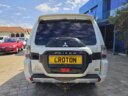 2015 Mitsubishi Pajero thumbnail