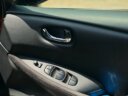 2015 Nissan Leaf thumbnail
