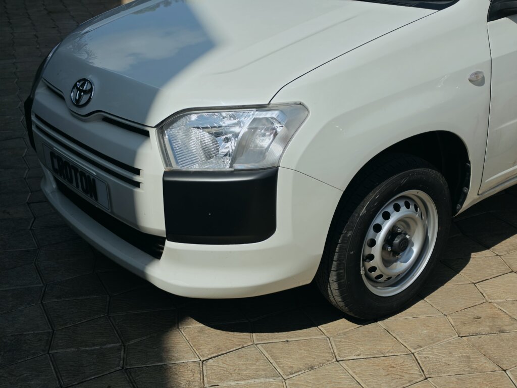 2020 Toyota Probox 4WD