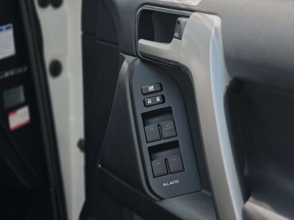2020 Toyota Landcruiser Prado TX