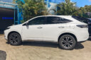 2015 Toyota Harrier thumbnail