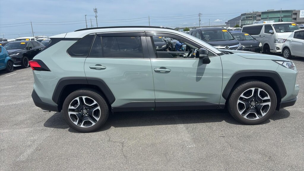 2020 Toyota Rav-4 Adventure