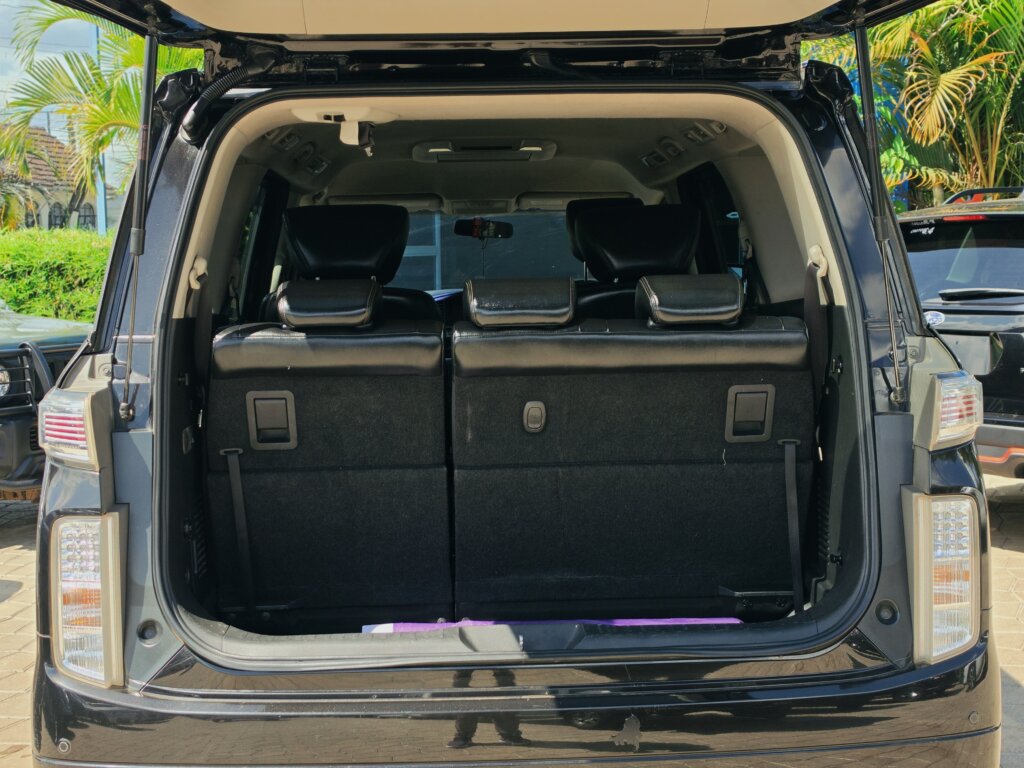 2015 Nissan Elgrand