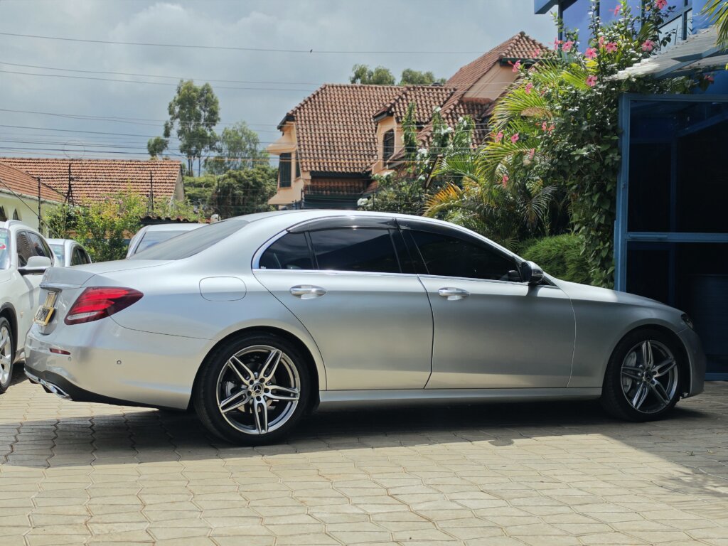 2016 Mercedes E220