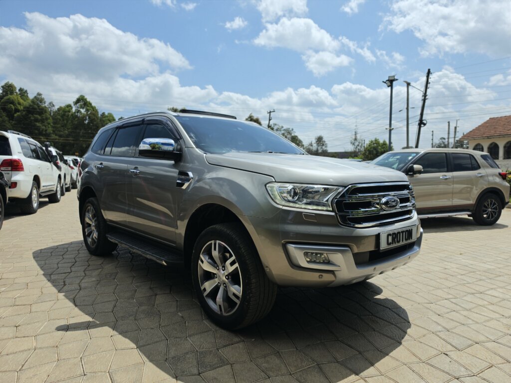 2017 Ford Everest