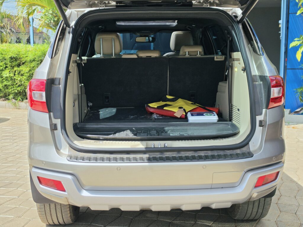 2017 Ford Everest