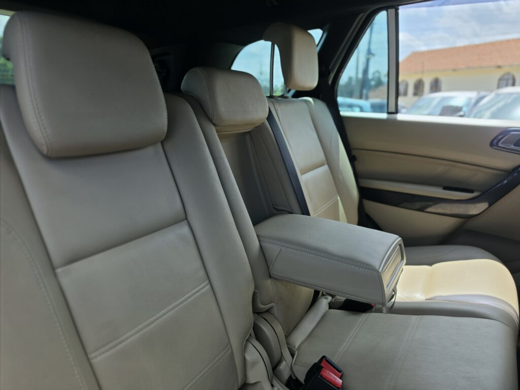2017 Ford Everest