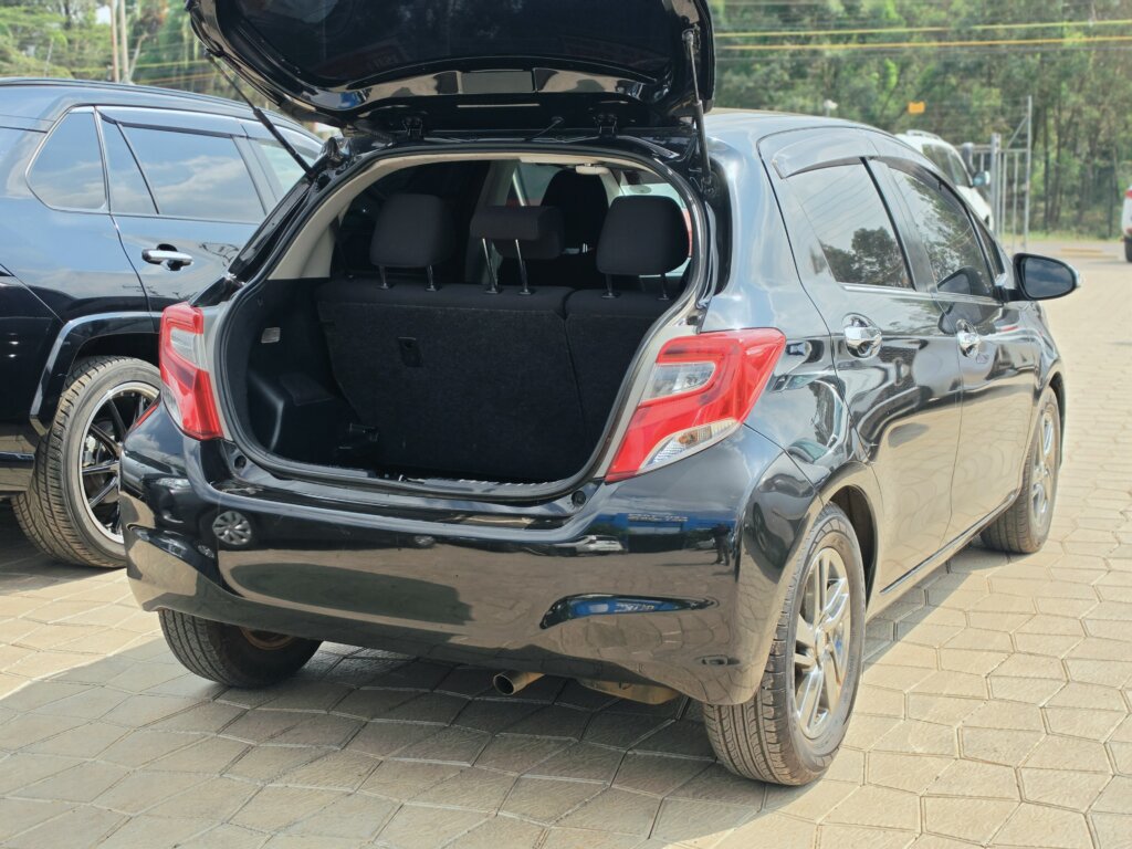 2015 Toyota Vitz