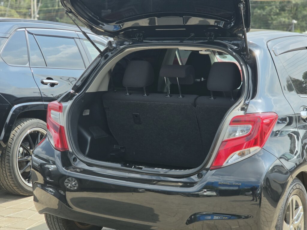 2015 Toyota Vitz