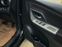 2015 Toyota Vitz thumbnail